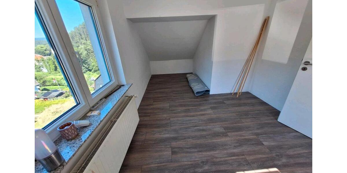 Einfamilienhaus Hagen Dahl - 9.5 Zimmer, 230 m&sup2;, 345.000&euro; | Angebot:26990519