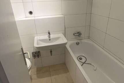 Wohnung Remscheid Reinshagen - 3 Zimmer, 75 m&sup2;, 600&euro; | Angebot:25829956