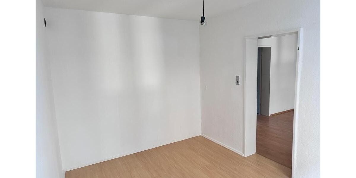 Erdgeschoßwohnung Hagen Hagen-Mitte - 3 Zimmer, 50 m&sup2;, 470&euro; | Angebot:25658352