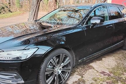 Volvo V90 8.000 km 42.500 &euro; Hattingen 45529