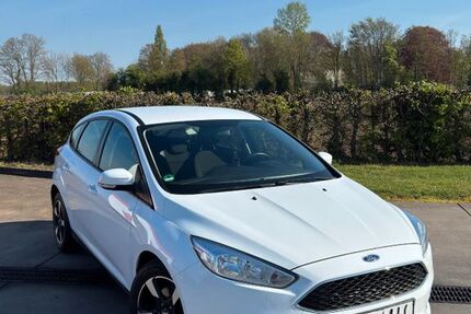 Ford Focus 110.000 km 10.500 &euro; Langenfeld 40764
