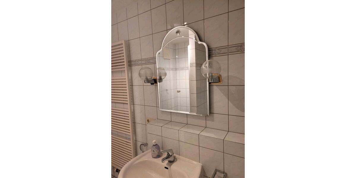 Helle, zentrale Eigentumswohnung mit Aufzug 2 zimmer