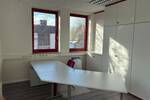 Gewerbeimmobilie Büros & ebenerdige Halle zimmer