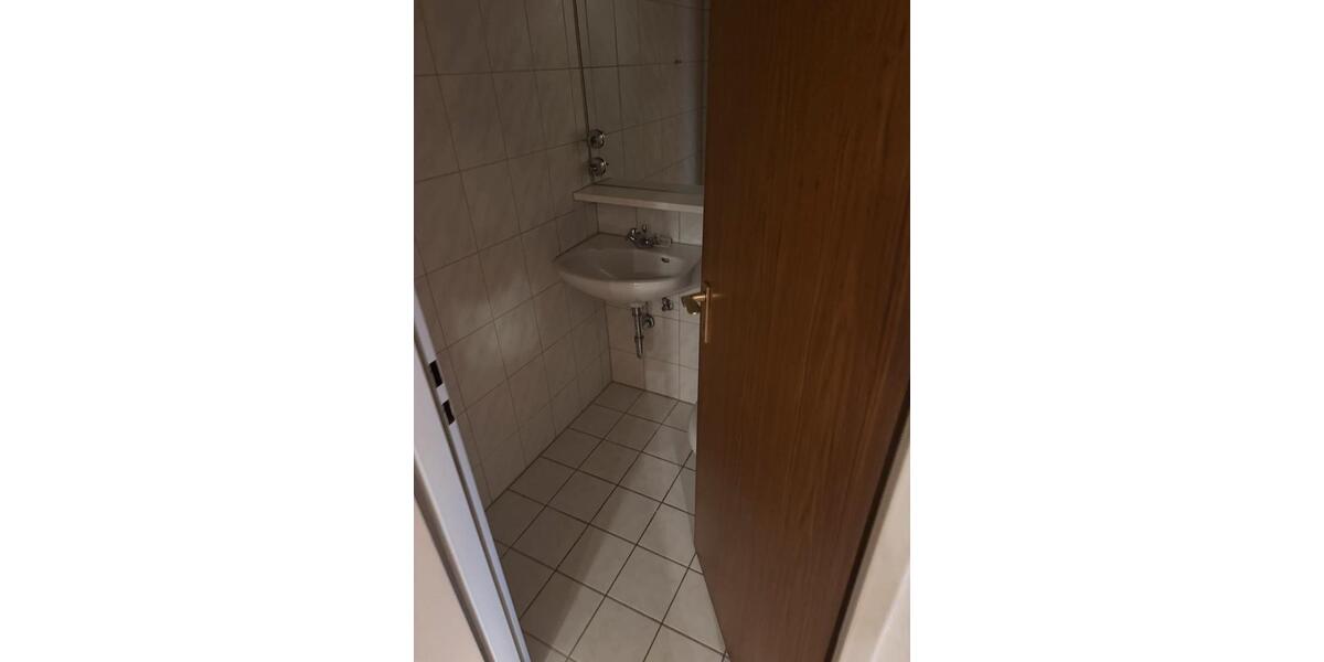 3 Zimmerwohnung mit Loggia und Tiefgaragenplatz 3 zimmer