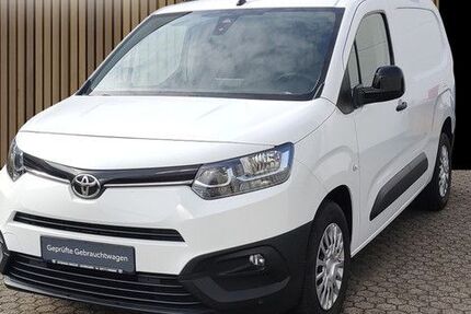 Toyota Proace City (Verso) 31.000 km 16.490 &euro; Leverkusen 51381