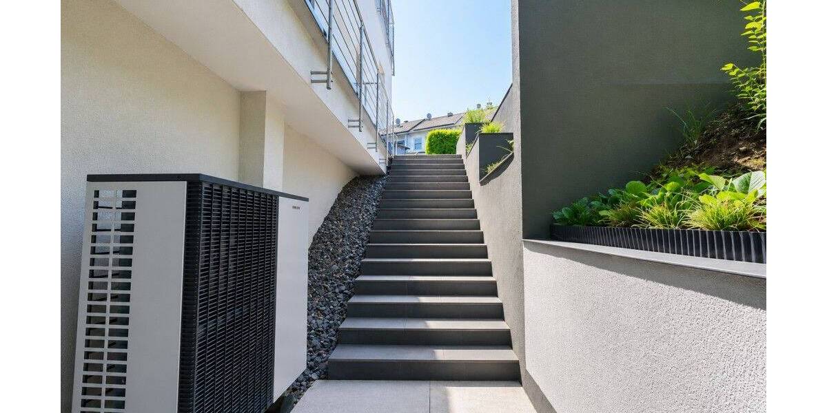 Mehrfamilienhaus, Wohnhaus Solingen Solingen-Mitte - 7 Zimmer, 269 m&sup2;, 1.549.000&euro; | Angebot:26799426