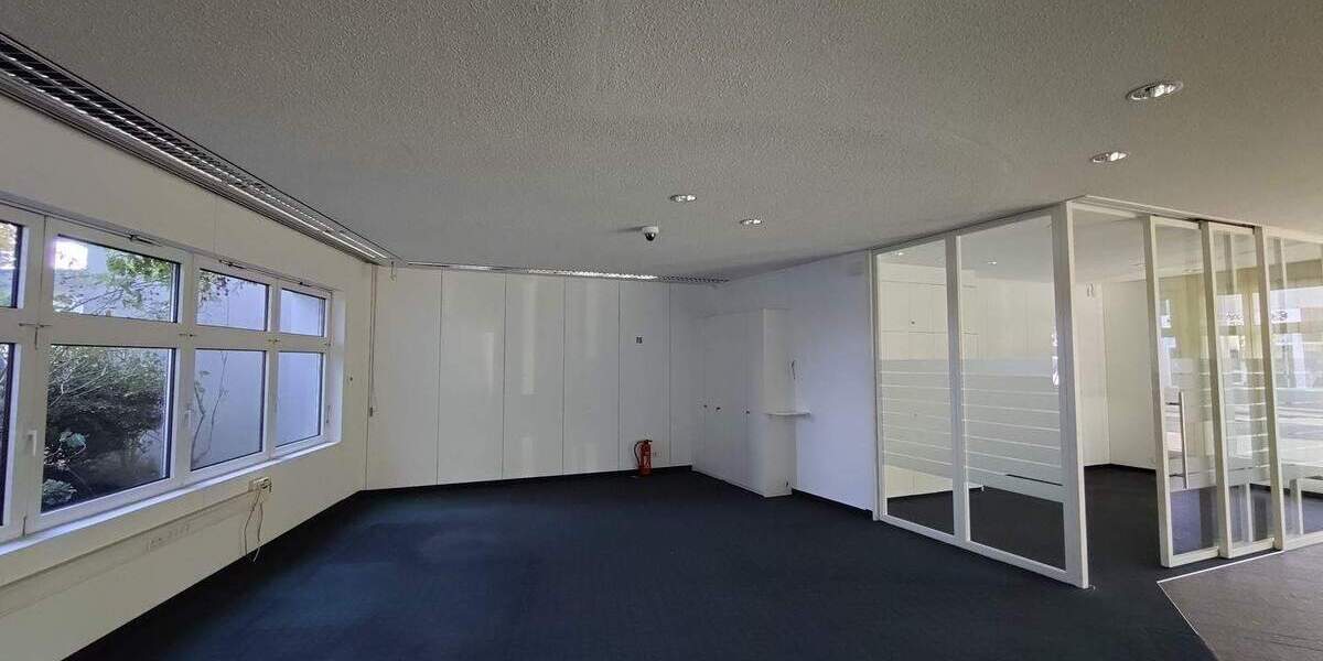 ## Hochwertige Mietflächen - Ideal als Rechtsanwaltskanzlei, Versicherungen, etc. ## 5 zimmer