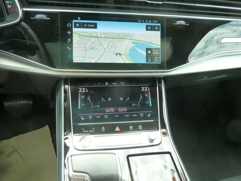 Audi Q7 55e TFSI Quattro Leder Matrix Panorama Air 170.000 km 36.900 € Ratingen 40885