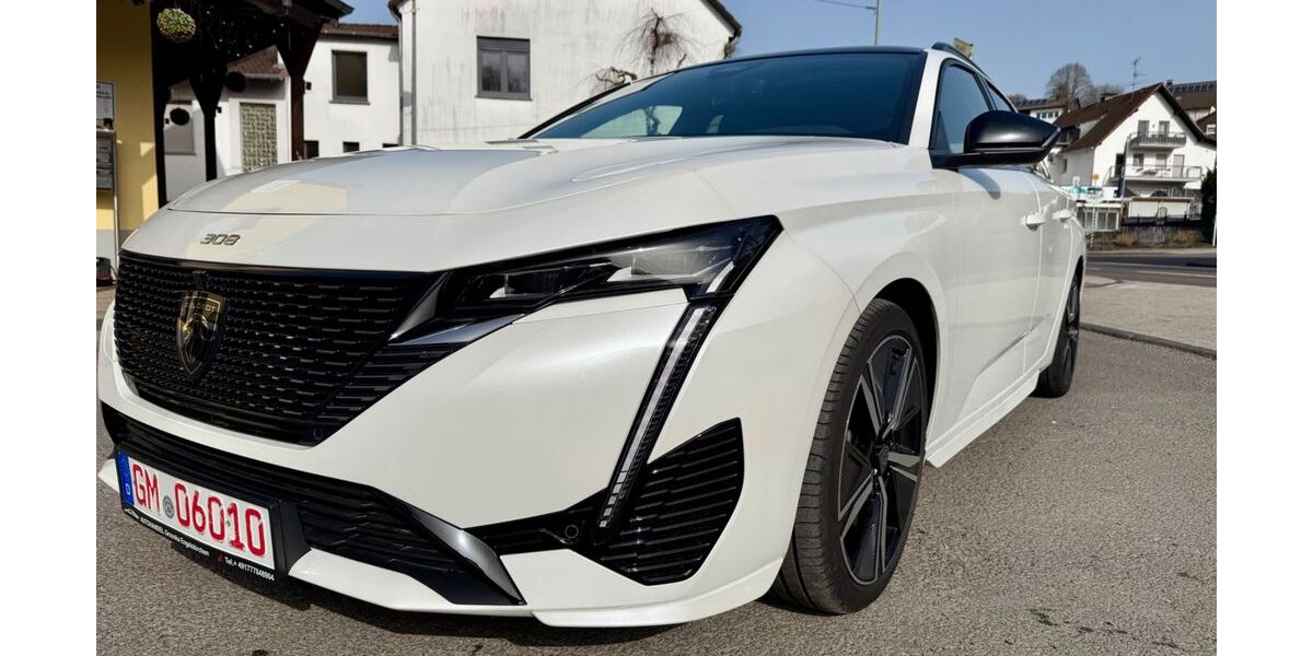 Peugeot 308 32.000 km 23.999 &euro; Engelskirchen 51766