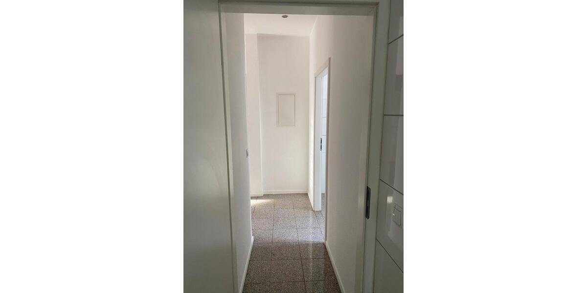 Erdgeschoßwohnung Hagen Hagen-Mitte - 3 Zimmer, 95 m&sup2;, 880&euro; | Angebot:25654678