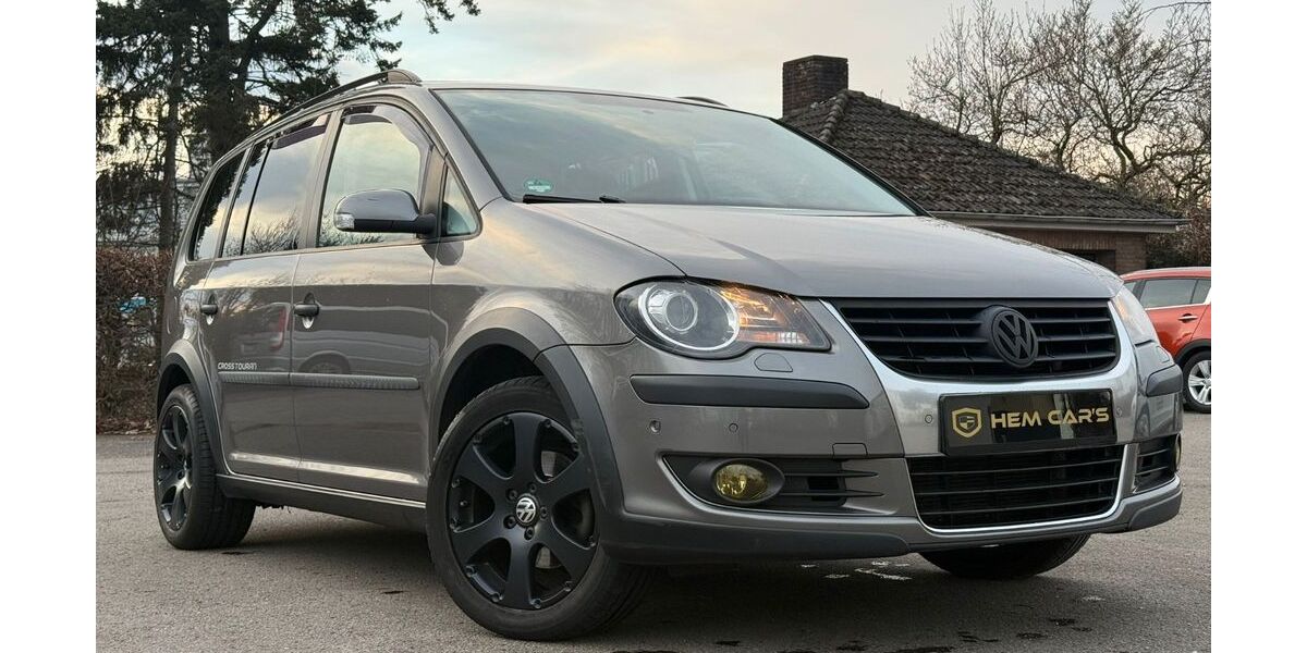VW Touran 150.000 km 7.999 &euro; Langenfeld 40764