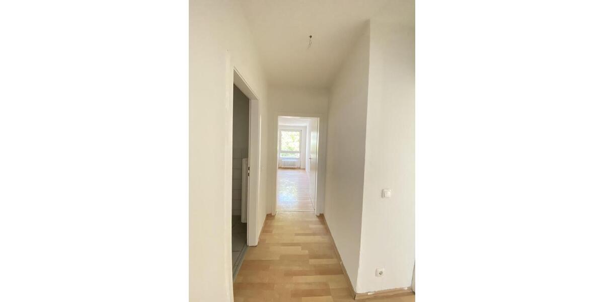 Etagenwohnung Solingen - 3 Zimmer, 74 m&sup2;, 749&euro; | Angebot:26254320