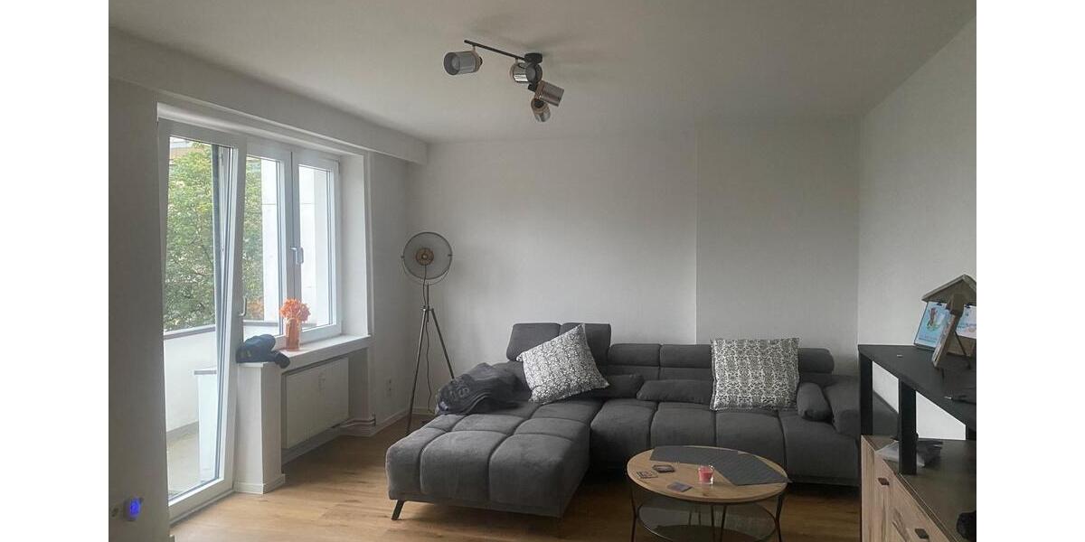 Etagenwohnung Düsseldorf Stadtbezirk 2 - 2 Zimmer, 72 m&sup2;, 1.400&euro; | Angebot:24329062