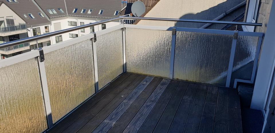 Dachgeschosswohnung mit Balkon 3 zimmer