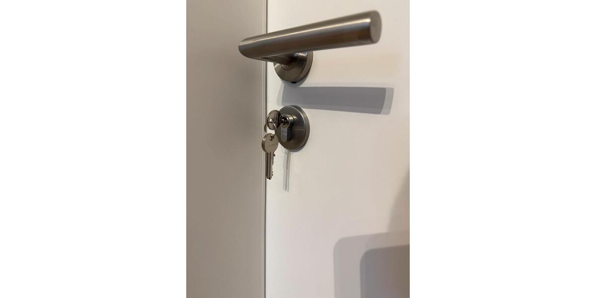 Möblierte 4er-WG Vermietung mit Küche (Spülmaschine, Airfryer,…) 1 zimmer