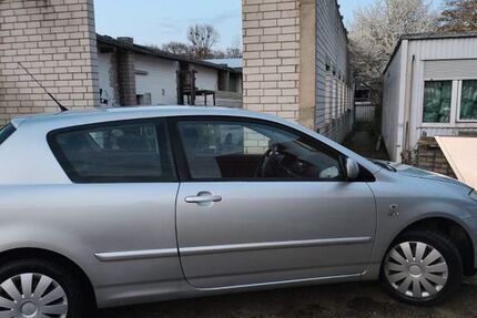 Toyota Corolla 210.000 km 1.950 &euro; Haan 42781