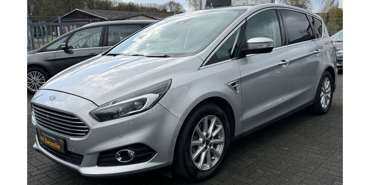 Ford S-Max 202.000 km 8.999 &euro; Bergisch Gladbach 51469