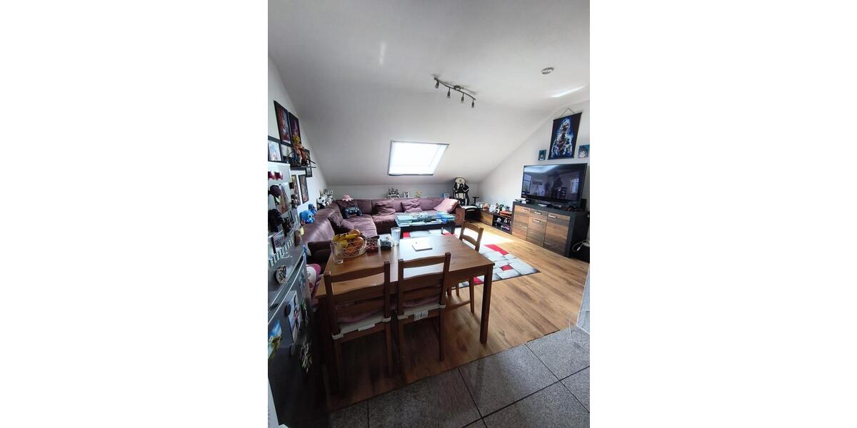 Dachgeschoßwohnung Dormagen Hackenbroich - 2 Zimmer, 63 m&sup2;, 850&euro; | Angebot:26459602