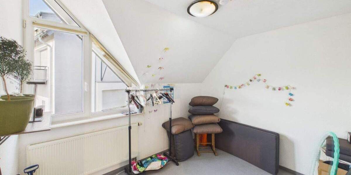 Doppelhaushälfte Solingen Burg - 6 Zimmer, 125 m&sup2;, 475.000&euro; | Angebot:25800879