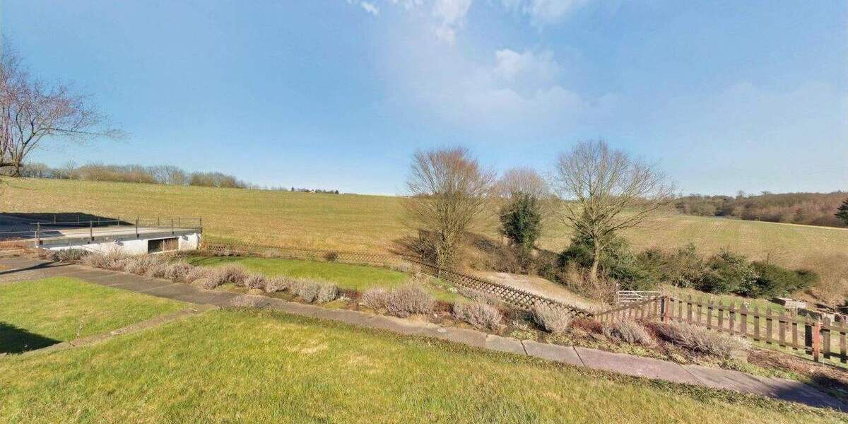 Einfamilienhaus Wülfrath Düssel - 7 Zimmer, 140 m&sup2;, 490.000&euro; | Angebot:25801915