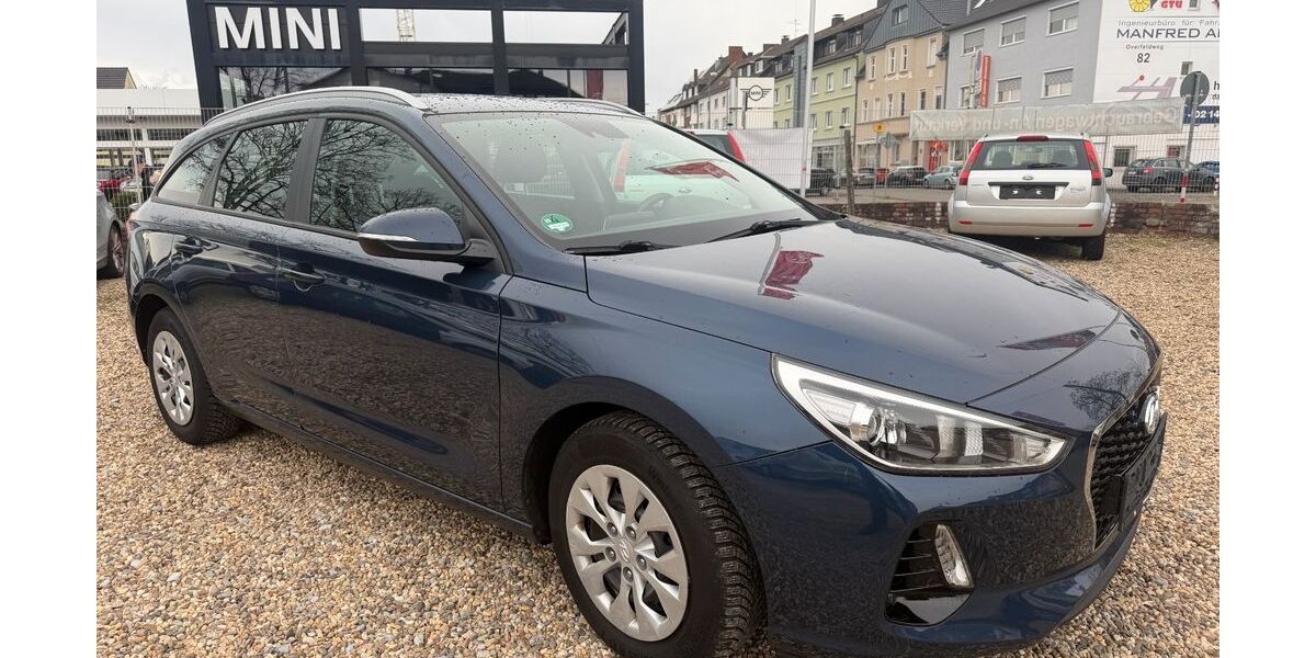 Hyundai i30 158.700 km 6.950 &euro; Leverkusen 51371