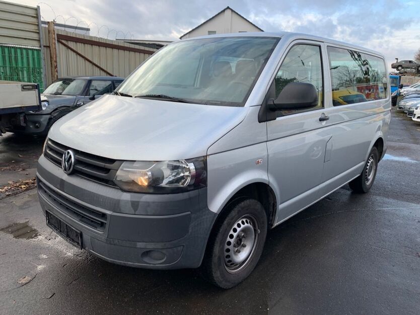VW T5 Transporter 370.000 km 8.450 € Bergisch Gladbach 51465