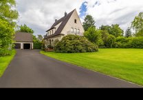 Haus zum Kaufen in Ratingen 1.590.000 € 250 m²