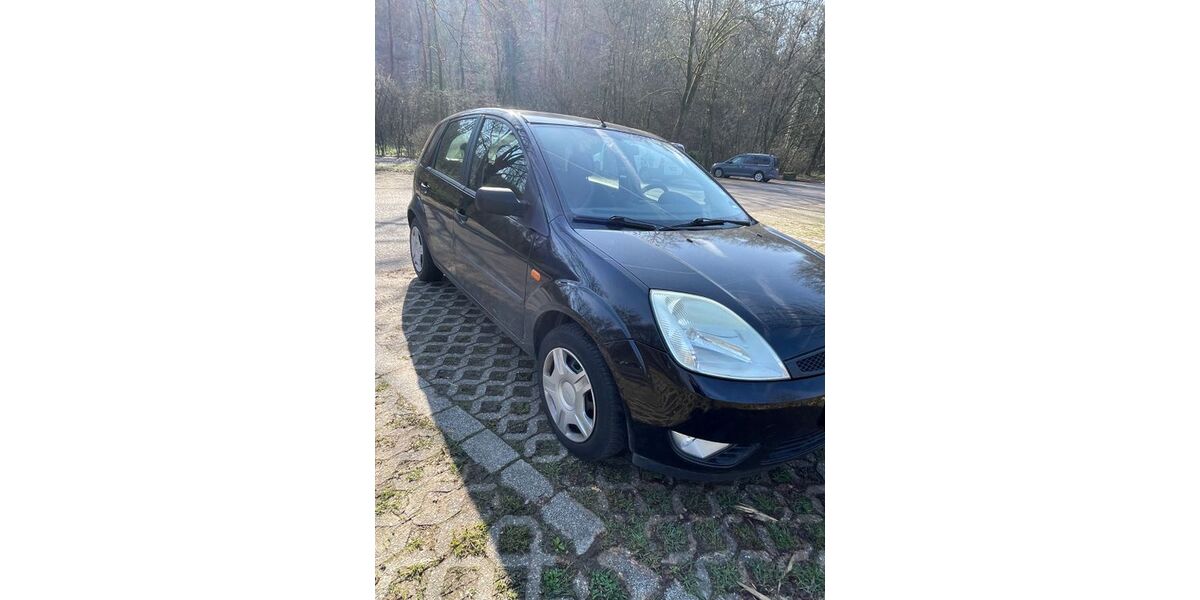 Ford Fiesta 141.000 km 1.650 &euro; Bergisch Gladbach 51465