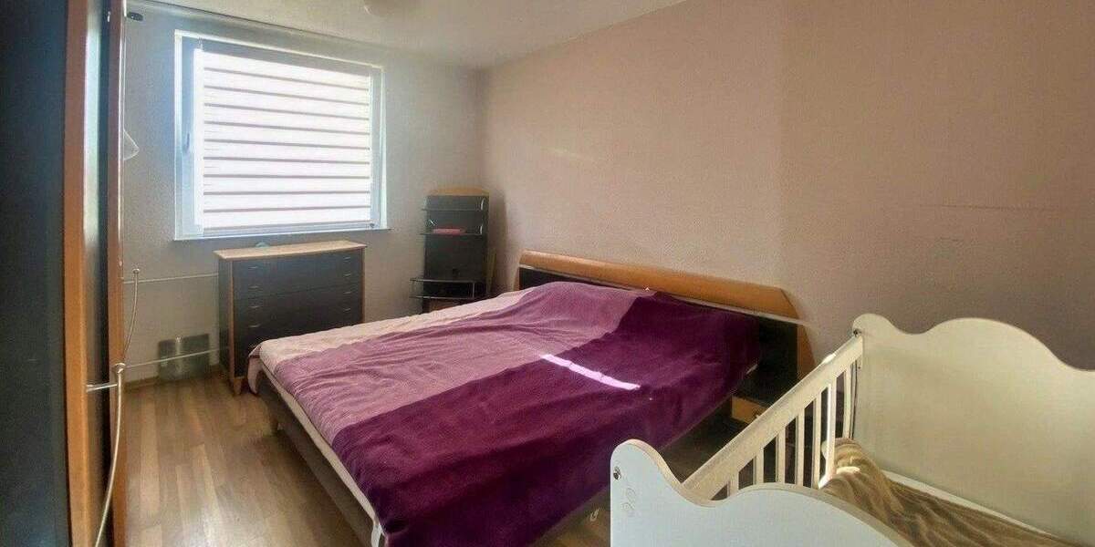 Etagenwohnung Leverkusen Manfort - 3 Zimmer, 64 m&sup2;, 124.900&euro; | Angebot:25686707