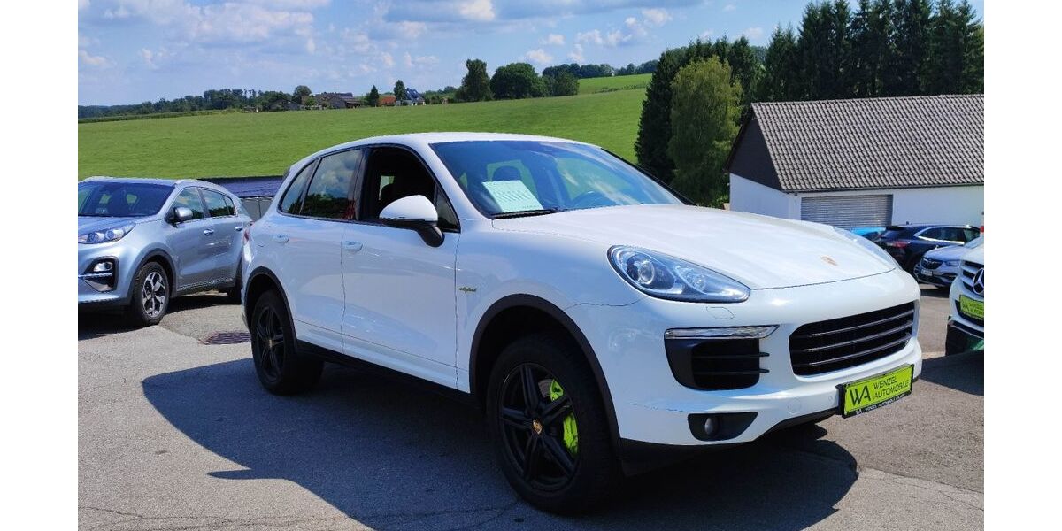 Porsche Cayenne 164.828 km 29.995 &euro; Halver 58553