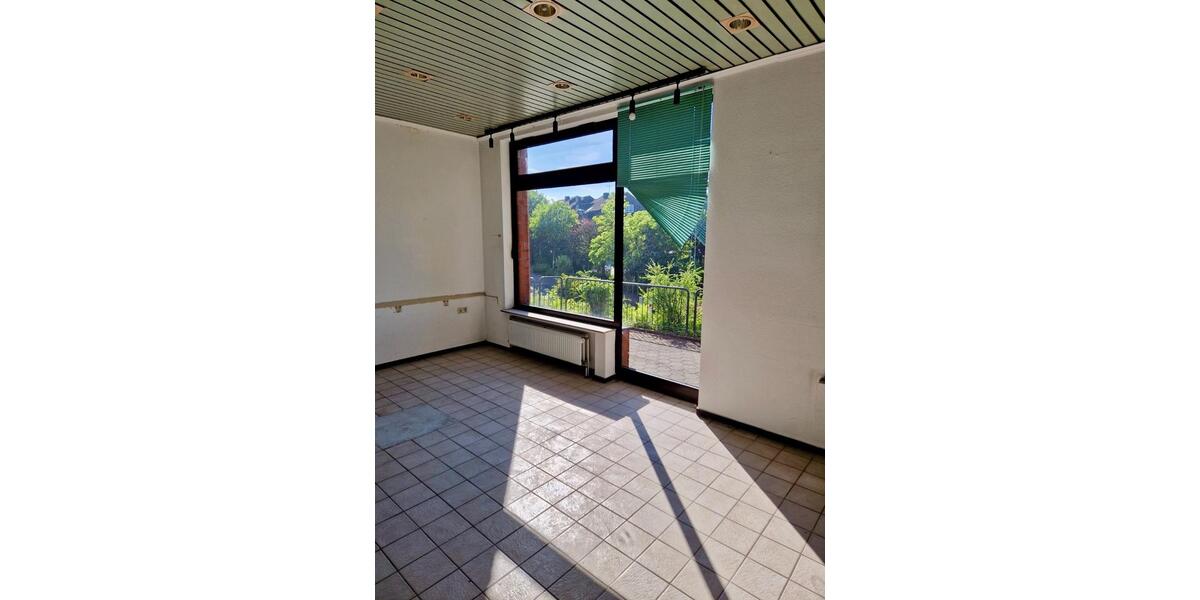 Helle Gewerbeeinheit mit ca. 80 m² in gut erreichbarer Lage zimmer