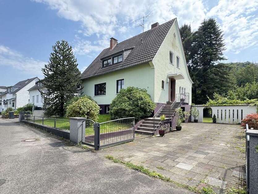 Haus zum Kaufen in Overath 529.000 € 141 m²