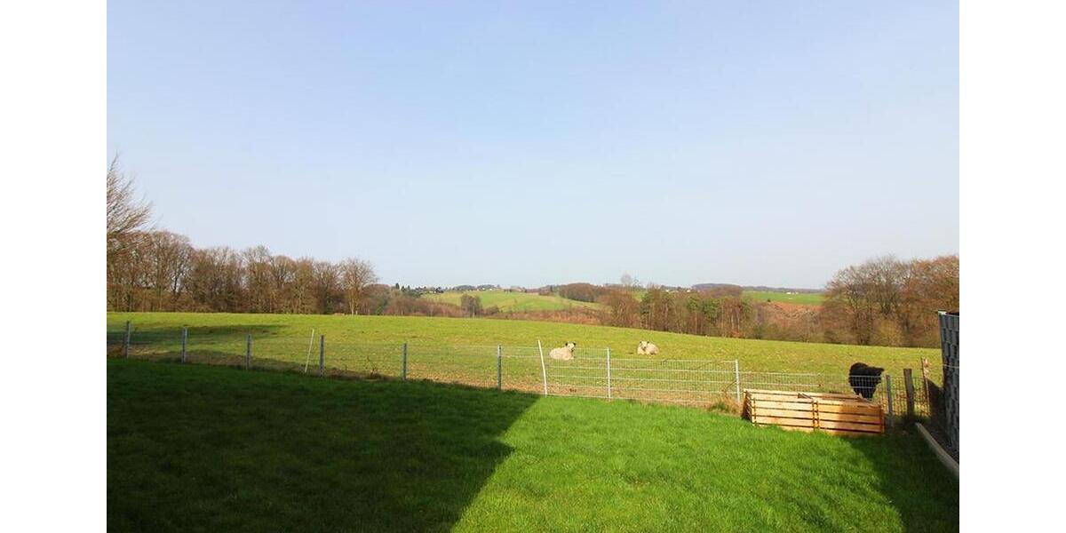 Erdgeschoßwohnung Overath - 4 Zimmer, 115 m&sup2;, 1.690&euro; | Angebot:25444601