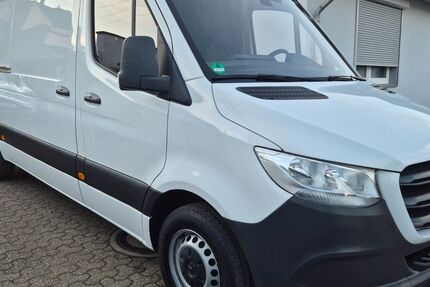 Mercedes-Benz Sprinter 85.000 km 24.999 &euro; Düsseldorf 40591