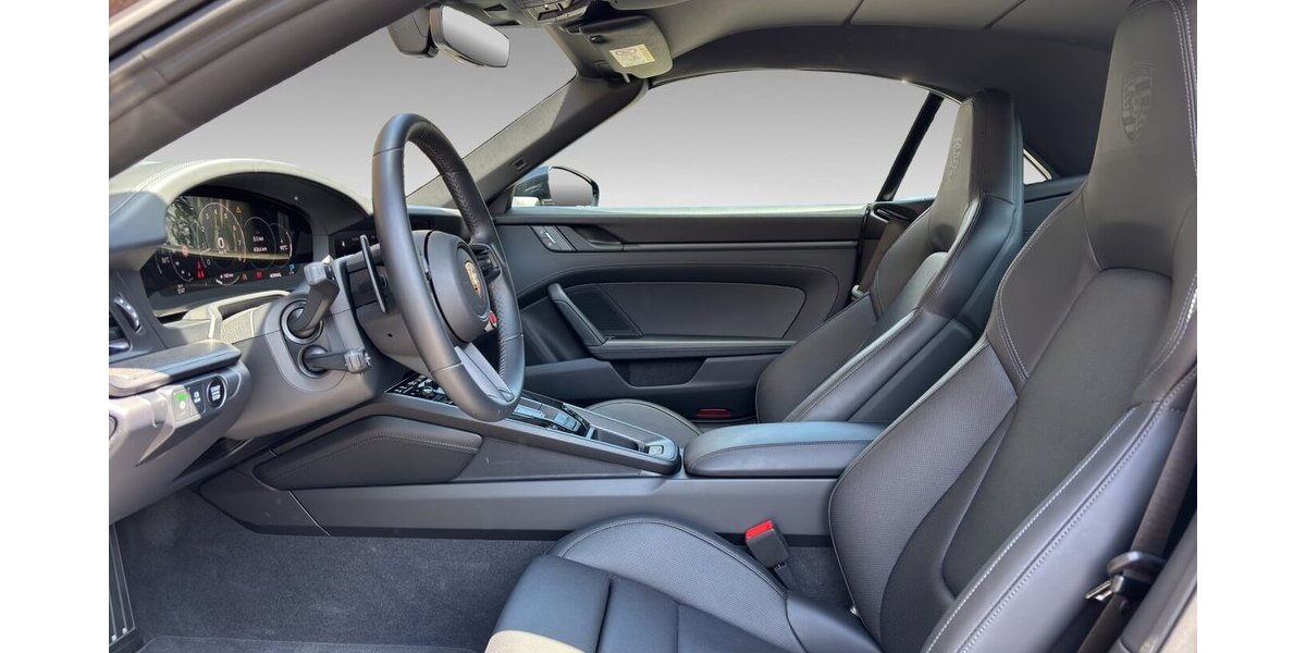 Porsche 992 Carrera S Matrix Bose Carbon HA-Lenk NP209t 5.890 km 172.400 &euro; Wuppertal 42327