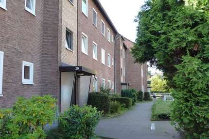 Wohnung zum Mieten in Langenfeld 755 € 73 m²