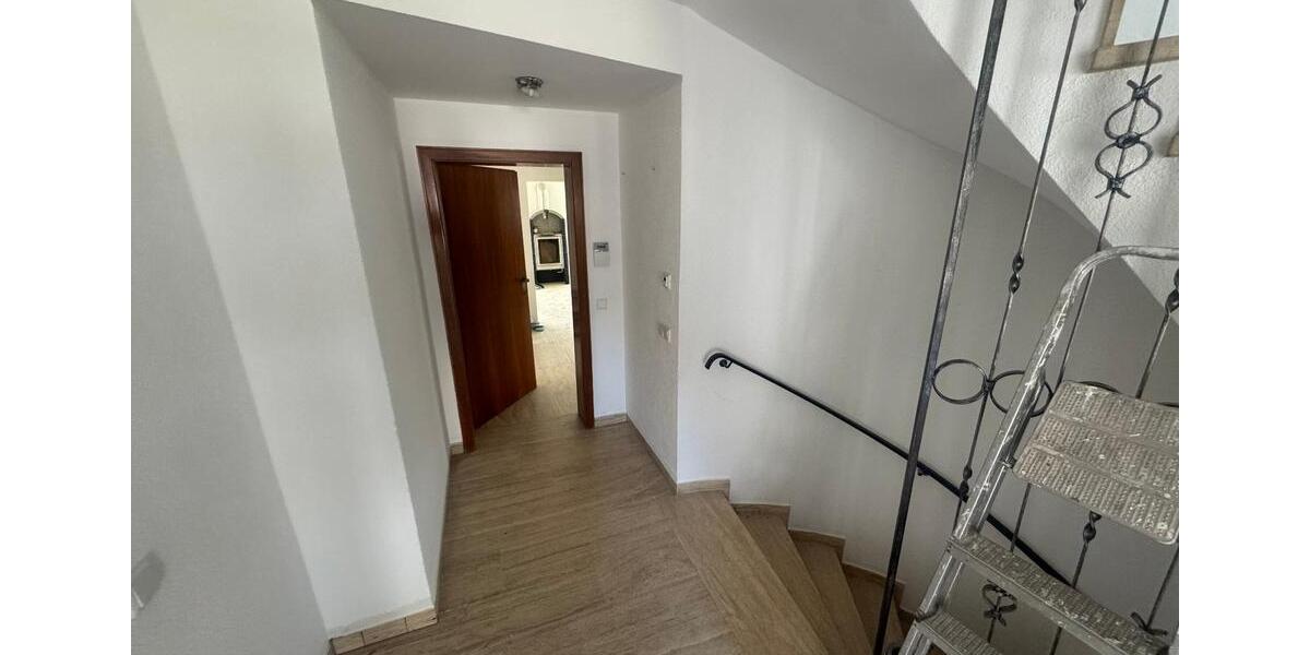 Großzügiges Haus auch Mehrgenerationen in Wuppertal-Dönberg 10 zimmer