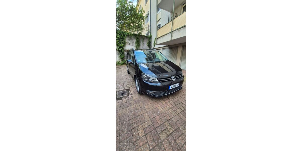 VW Touran 155.600 km 10.500 &euro; Wuppertal 42283