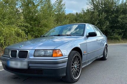 BMW 318 214.579 km 2.650 &euro; Ennepetal 58256