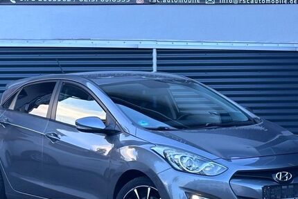 Hyundai i30 106.000 km 6.990 &euro; Remscheid 42857