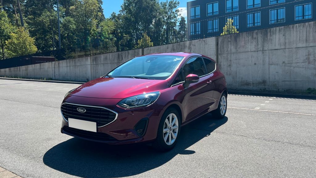 Ford Fiesta 32.000 km 12.490 &euro; Bergisch Gladbach 51427