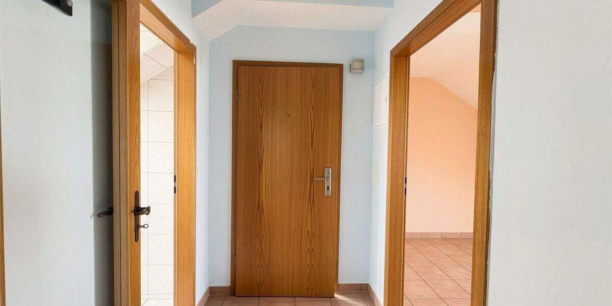 Etagenwohnung Wuppertal Langerfeld - 5 Zimmer, 132 m&sup2;, 279.000&euro; | Angebot:25696386