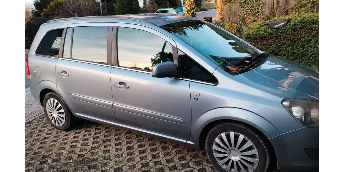 Opel Zafira 179.000 km 5.700 &euro; Wermelskirchen 42929