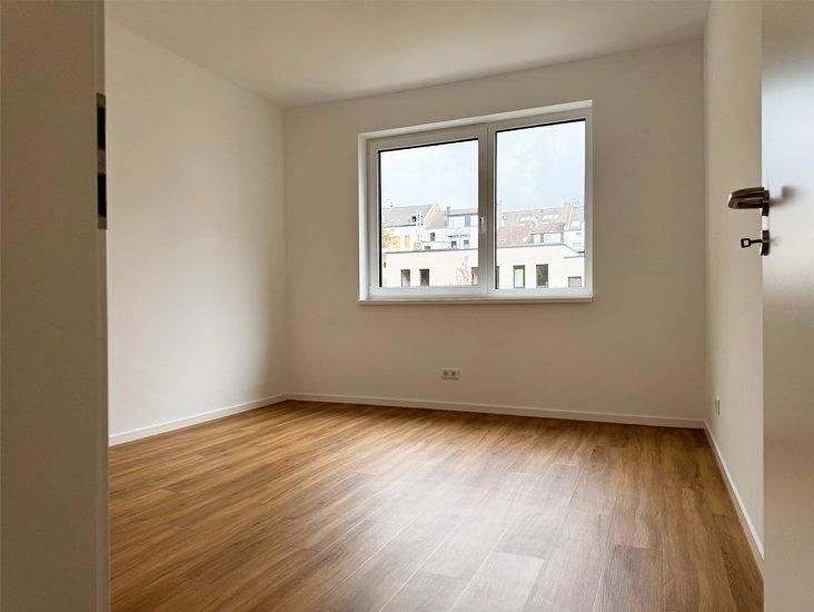 Reihenhaus Düsseldorf Flingern Süd - 4 Zimmer, 135 m&sup2;, 2.700&euro; | Angebot:26196887