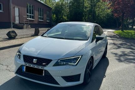 Seat Leon 90.250 km 16.499 &euro; Wermelskirchen 42929