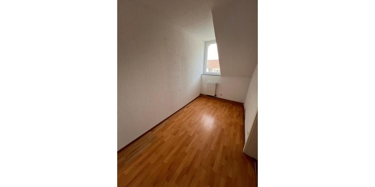 DG Wohnung, 3 Zimmer, 80 m2 3 zimmer