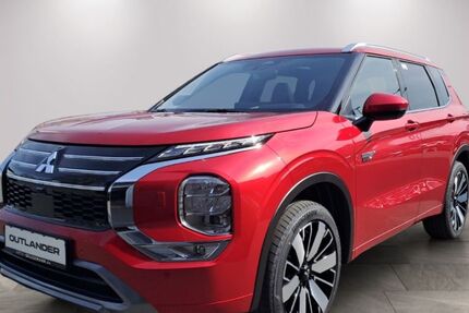 Mitsubishi Plug-in Hybrid Outlander 3.870 km 49.970 € Düsseldorf 40599