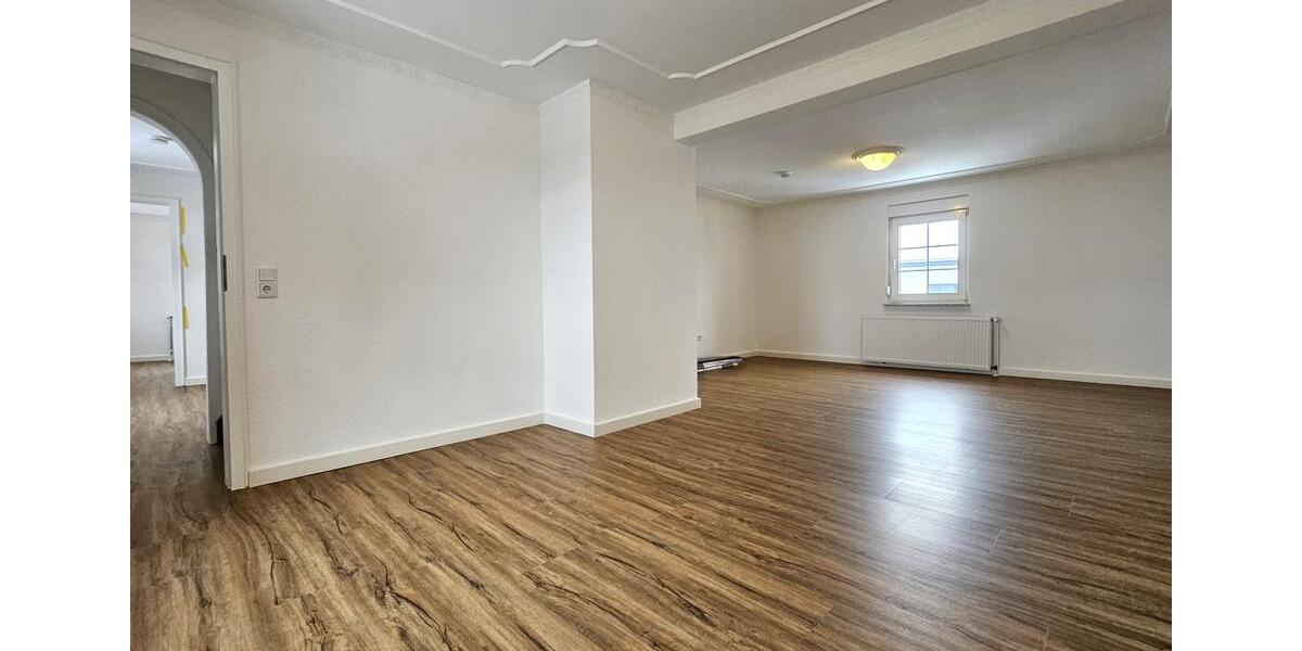 +++GROSSZÜGIGES EINFAMILIENHAUS IM LANDHAUSSTIL+++ in Wipperfürth Böswipper 5 zimmer