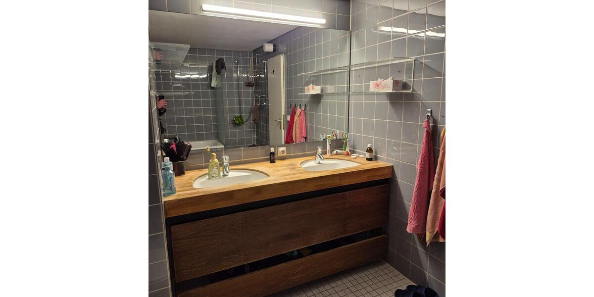 Etagenwohnung Düsseldorf Stadtbezirk 6 - 4.5 Zimmer, 124 m&sup2;, 1.580&euro; | Angebot:25792030