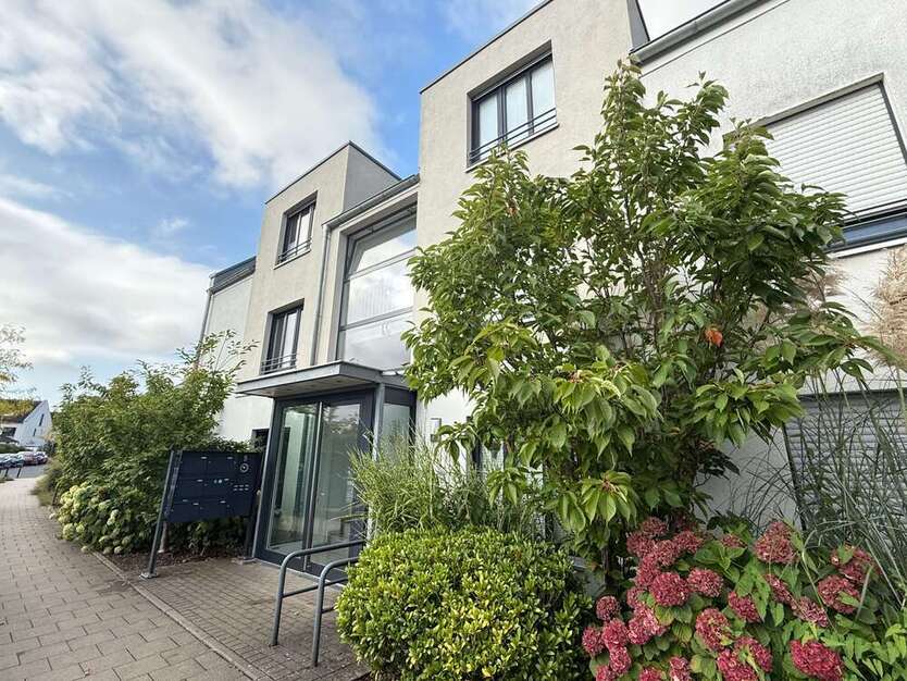 Wohnung zum Kaufen in Düsseldorf 699.000 € 121 m²